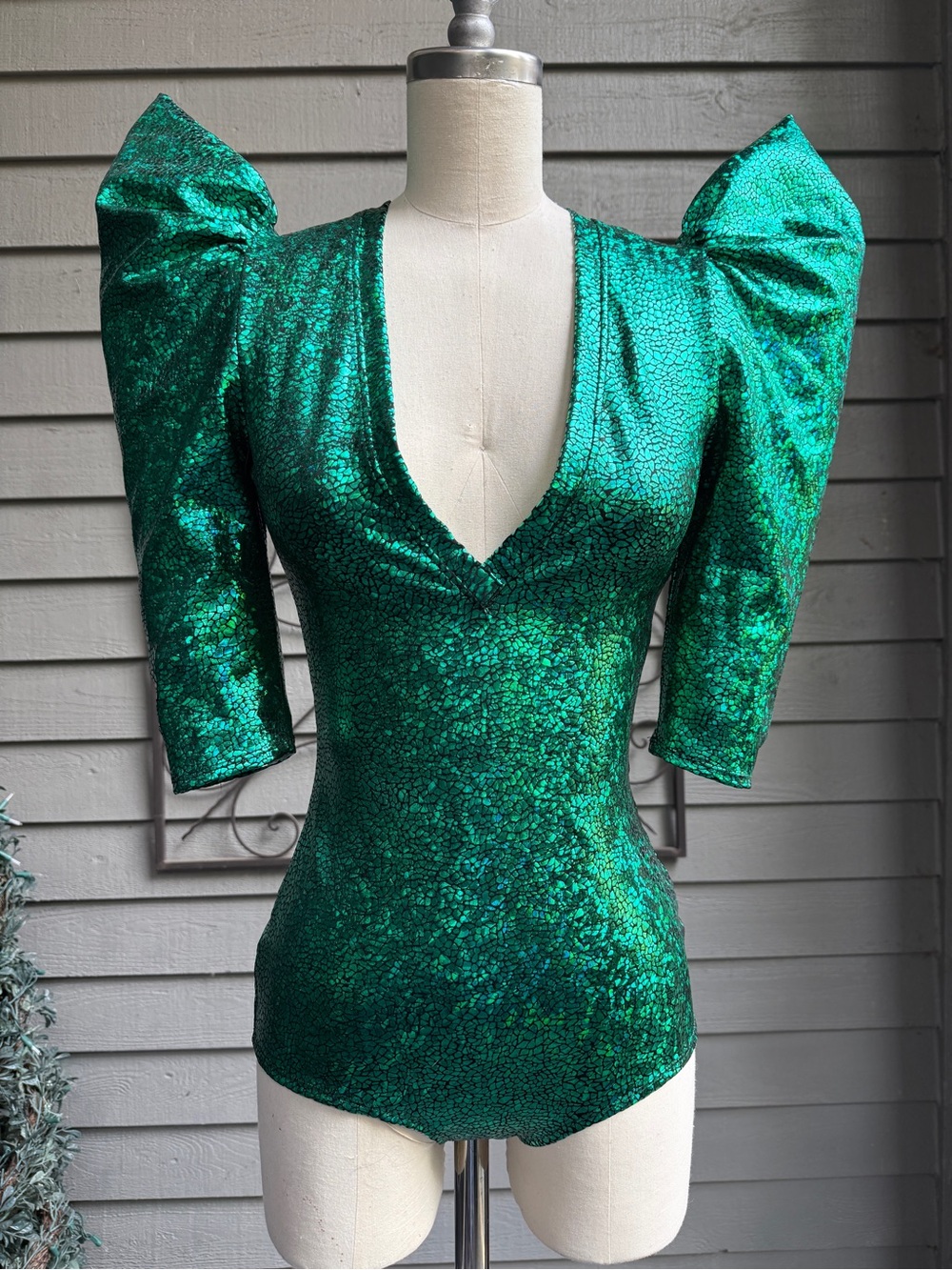NWOT Lena Quist Emerald Green V-Neck Bodysuit with a Mermaid skirt Size Small - Picture 5 of 11